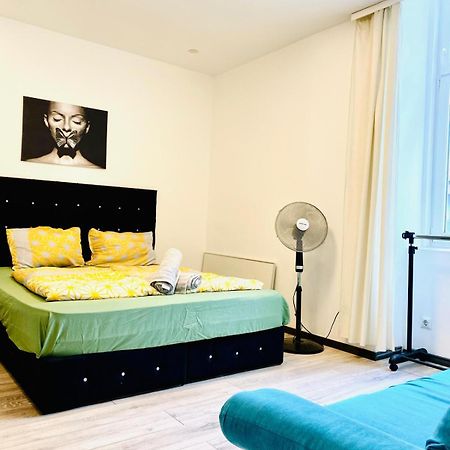 Cute 1Br Apt - 10 Mins Walk From Downtown Wien Eksteriør billede